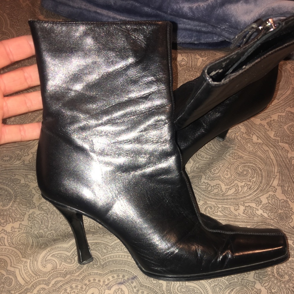Guess by Marciano Low cut boots 7 1/2
