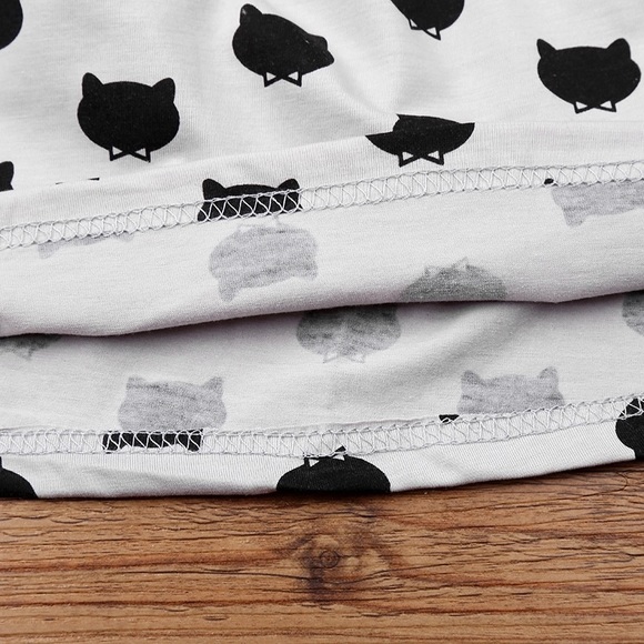 🖤 Kitty Cat Print Toddler Dress 🖤 - Picture 5 of 5