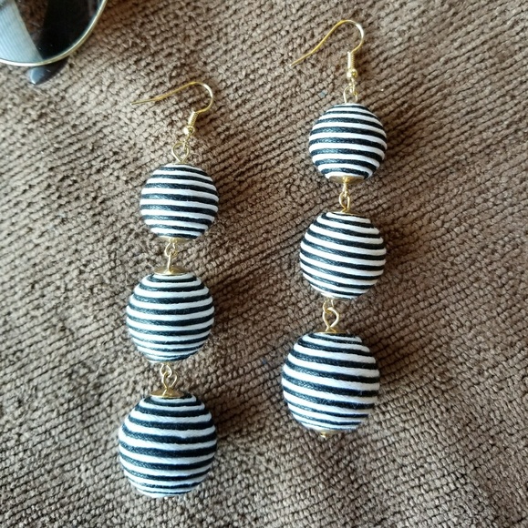 Jewelry - 💥2For$25💥💕 Bon Bon Drop Dangle Earrings