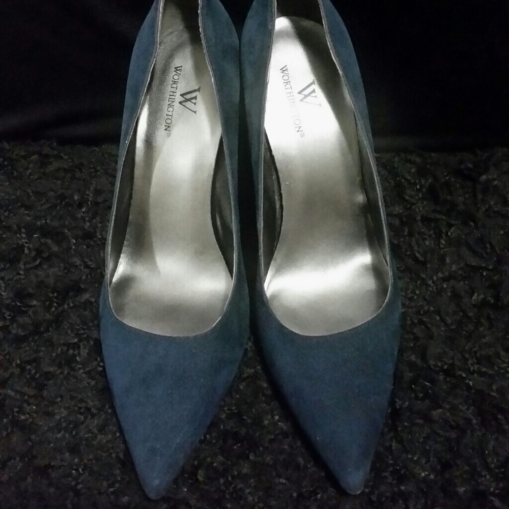 Worthington Navy Heels