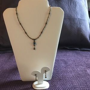 🌸Fashion Necklace and Earrings🌸