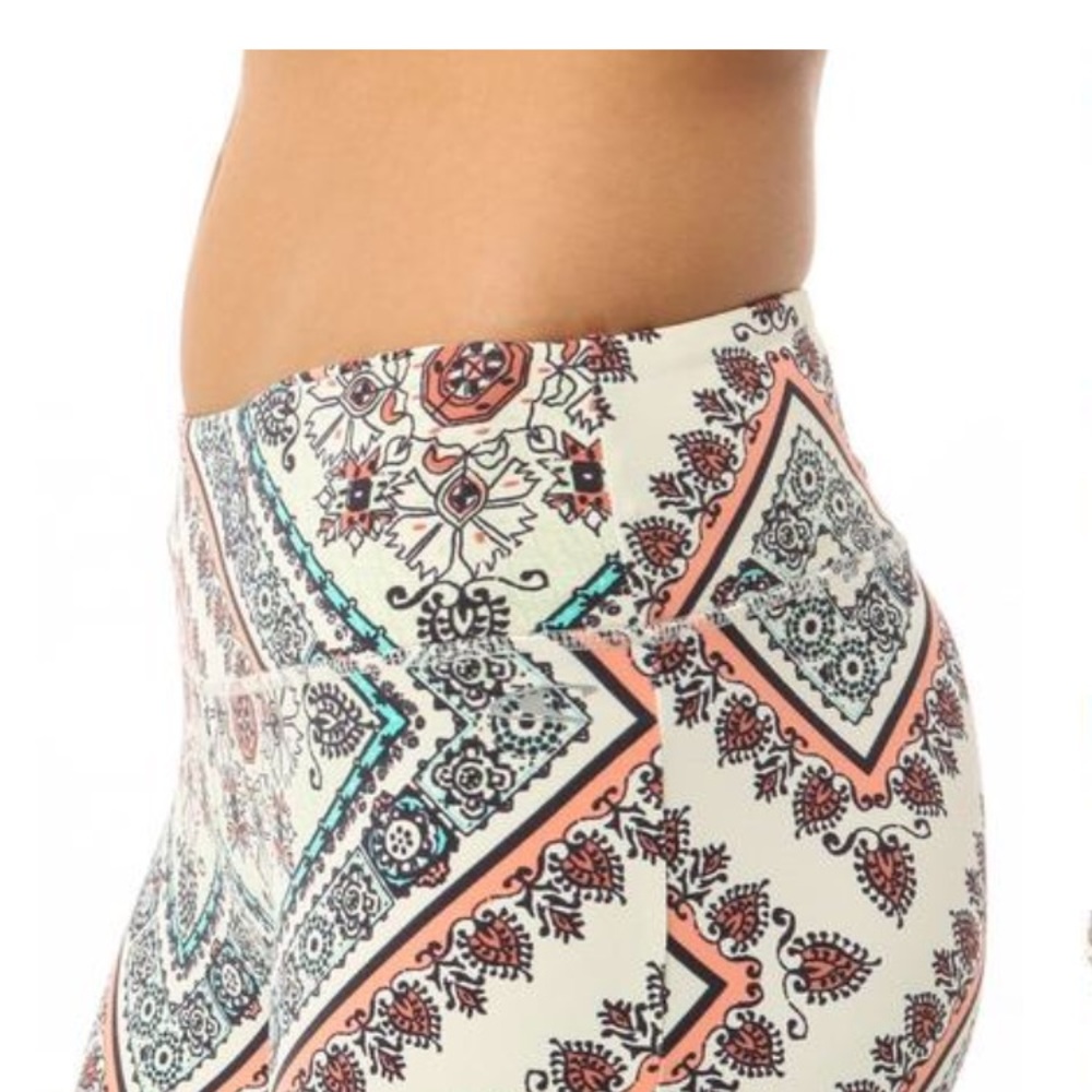 🆕O'Neill 365 Courage Capri, Vanilla - Picture 4 of 8