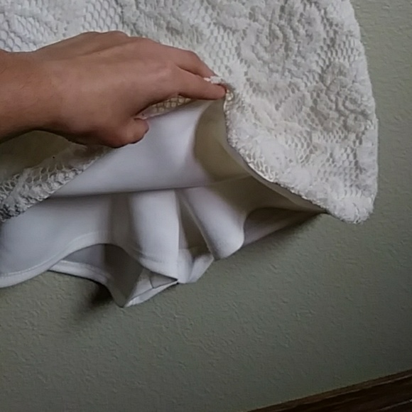 White Lace Romper - Picture 4 of 5