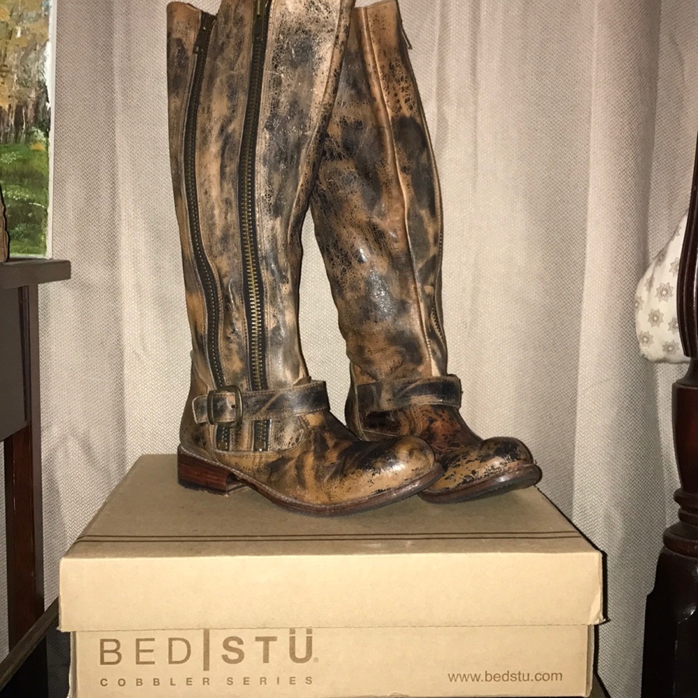 Bed stu tango boots sz 7