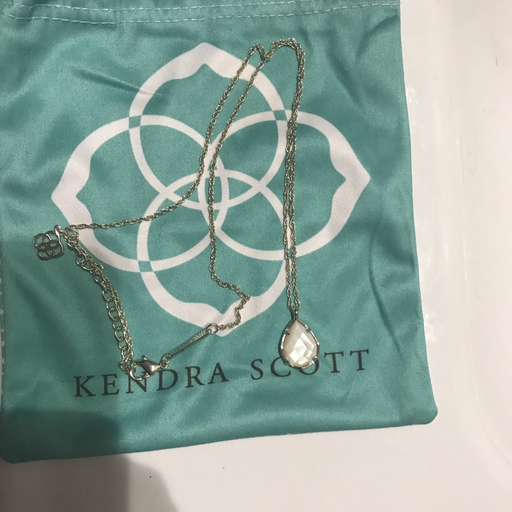 Kendra Scott Kiri Necklace