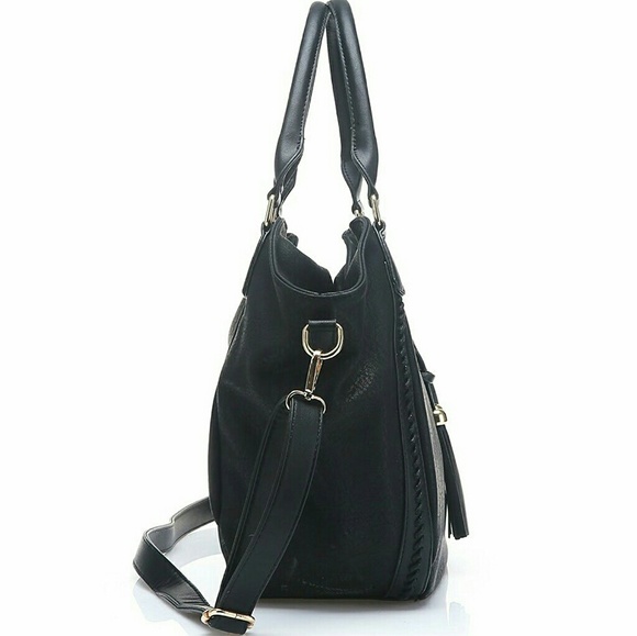 NWT! BEAUTIFUL HANDBAG ❤️ - Picture 3 of 7