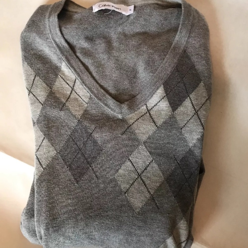 Calvin Klein Mens XL v-neck Sweater Sweatshirt