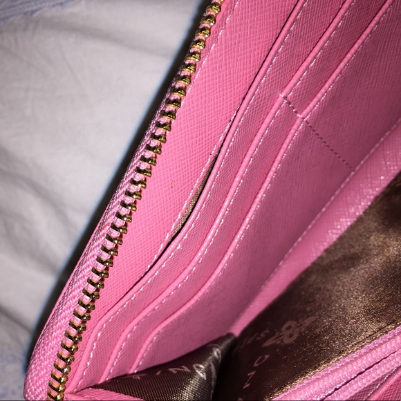 Spring | Pink Clutch - Picture 4 of 4