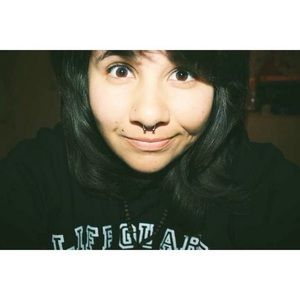 Meet your Posher, Stephy