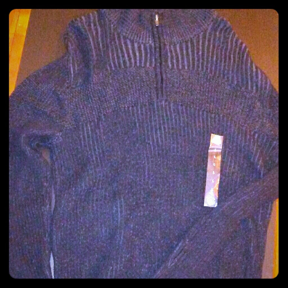 SOLD - NWT  black pullover sweater