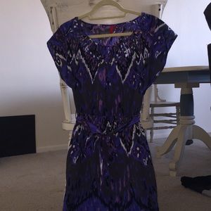 Colorful dress with waist tie