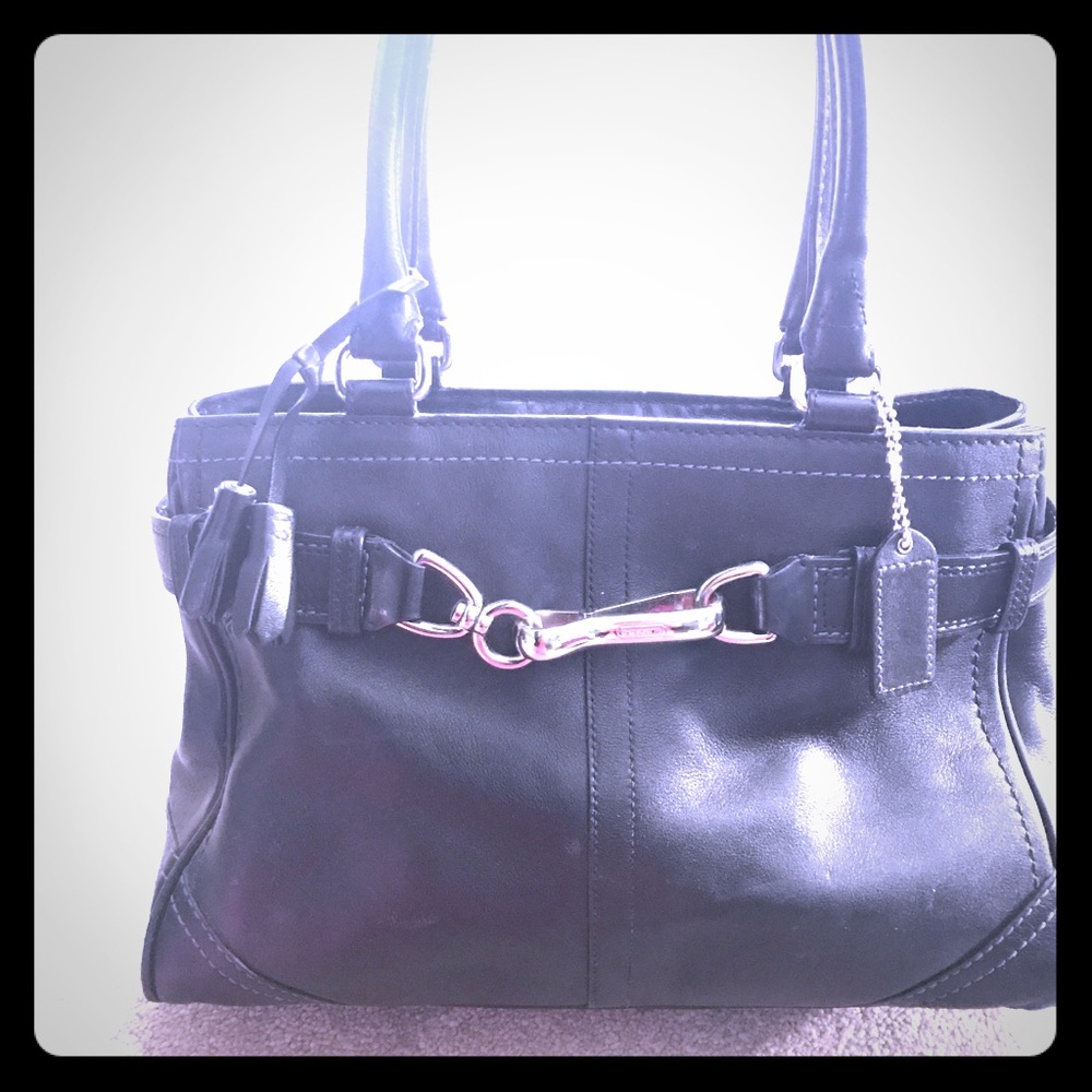 Genuine Coach Hampton tote