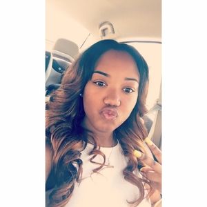 Meet your Posher, Quēēn