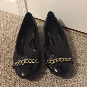 Brand New! Women's Born Flats