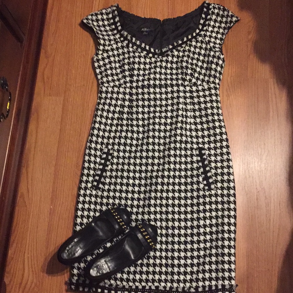 HOUNDSTOOTH DRESS!