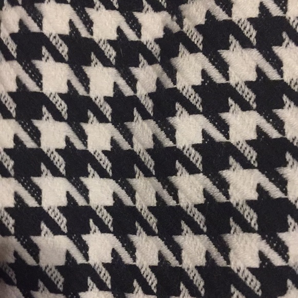HOUNDSTOOTH DRESS! - Picture 2 of 4