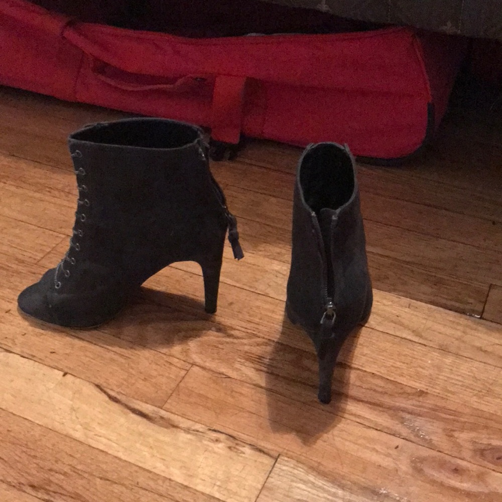 French Connection Heels - Picture 2 of 4