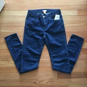 Size 6 H&M Dark Wash Jeans
