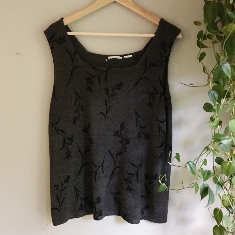 floral sleeveless top