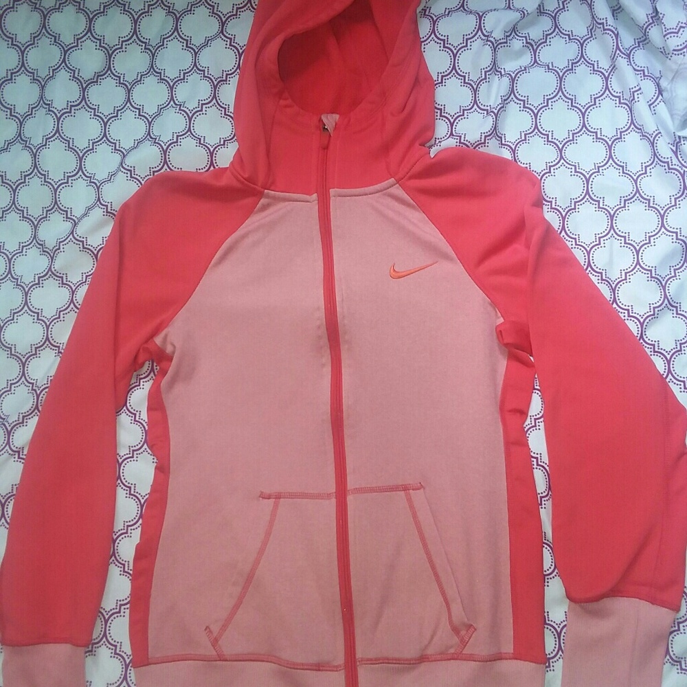 Nike Therma fit hoodie