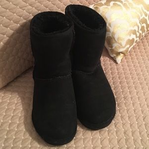 Classic Short Black Ugg Boots