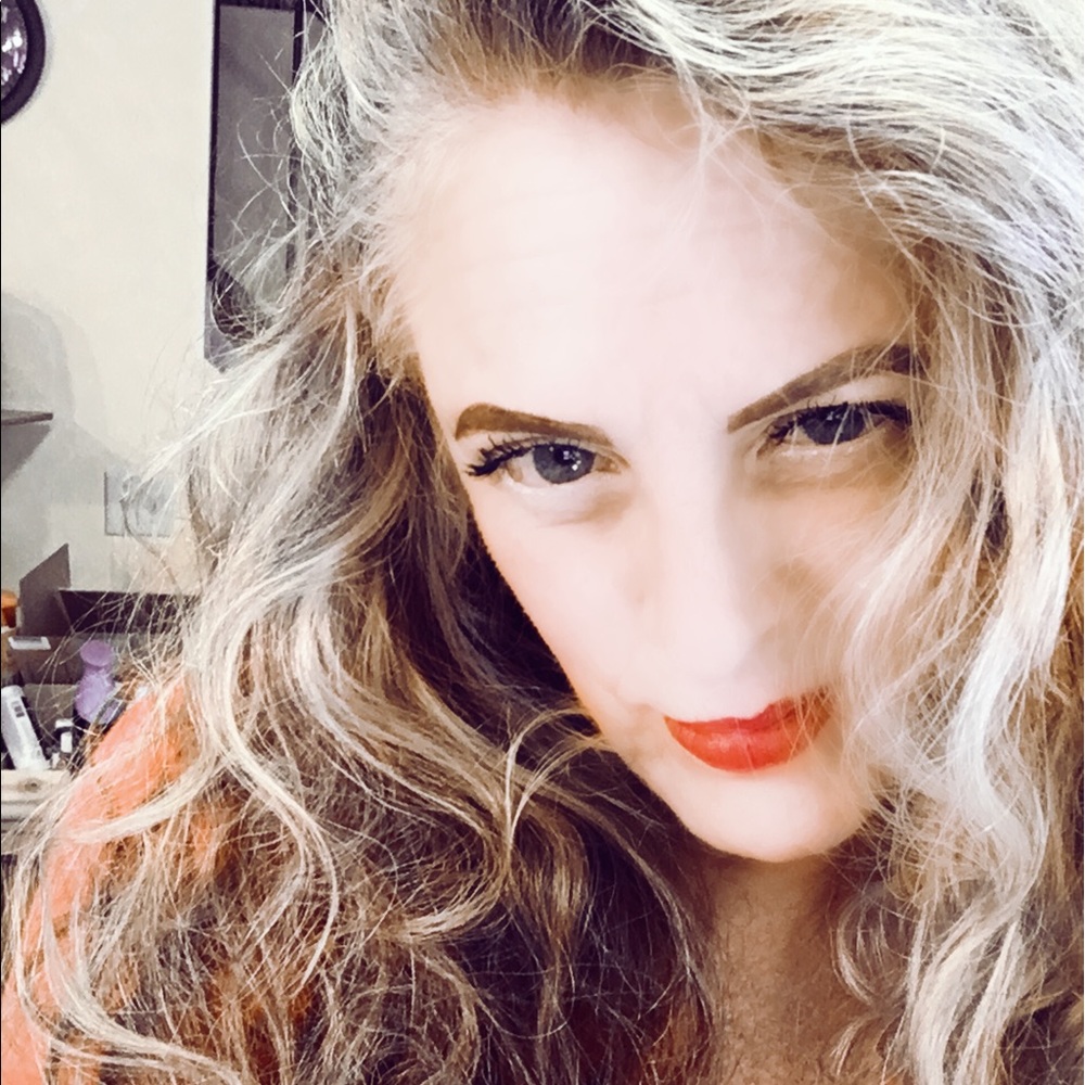 Meet your Posher, Karen