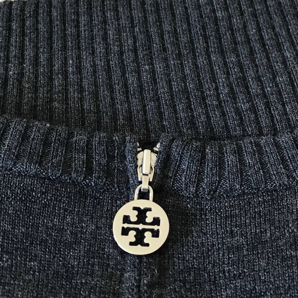 Tory Burch Logo Sweater - Picture 5 of 5