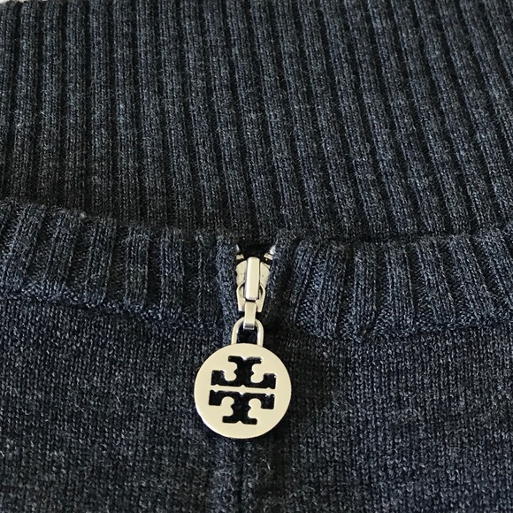 Tory Burch Logo Sweater - Picture 5 of 5