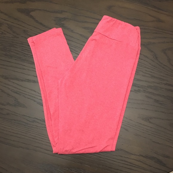 LuLaRoe Pants - LuLaRoe solid pink heathered leggings
