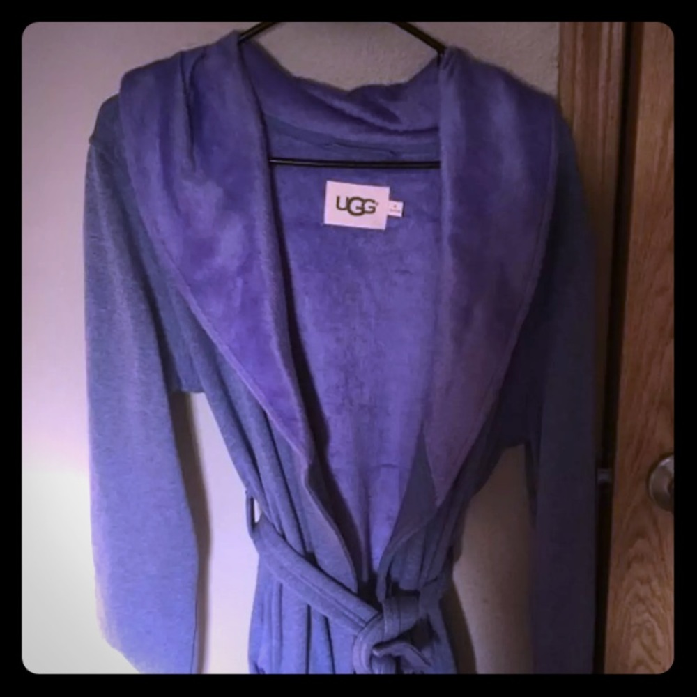 Beautiful ugg Bathrobe/ house coat