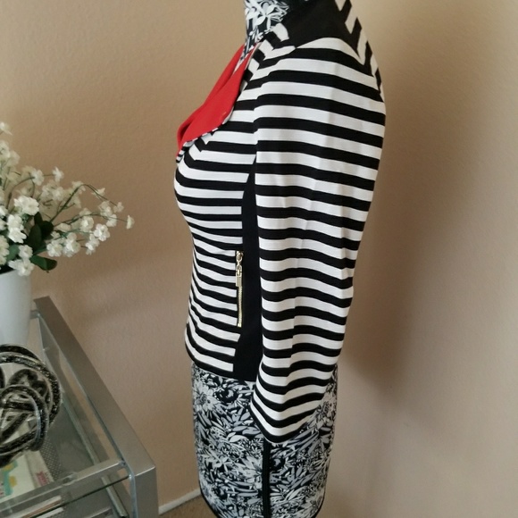 Fitted short blazer - Picture 4 of 8