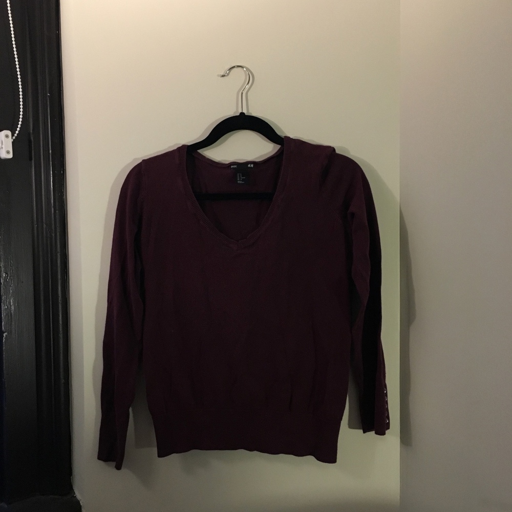 Sz medium maroon basic long sleeve too