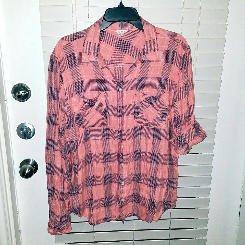 Aeropostale Button down shirt