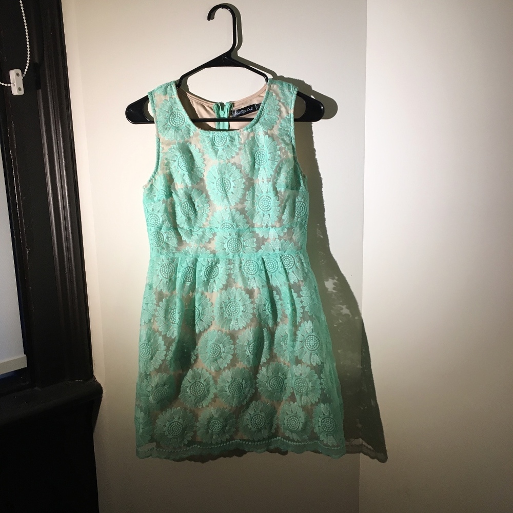 mint green floral lace sleeveless dress