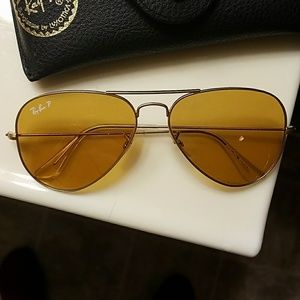 Ray-Ban Aviators polarized matte gold and amber