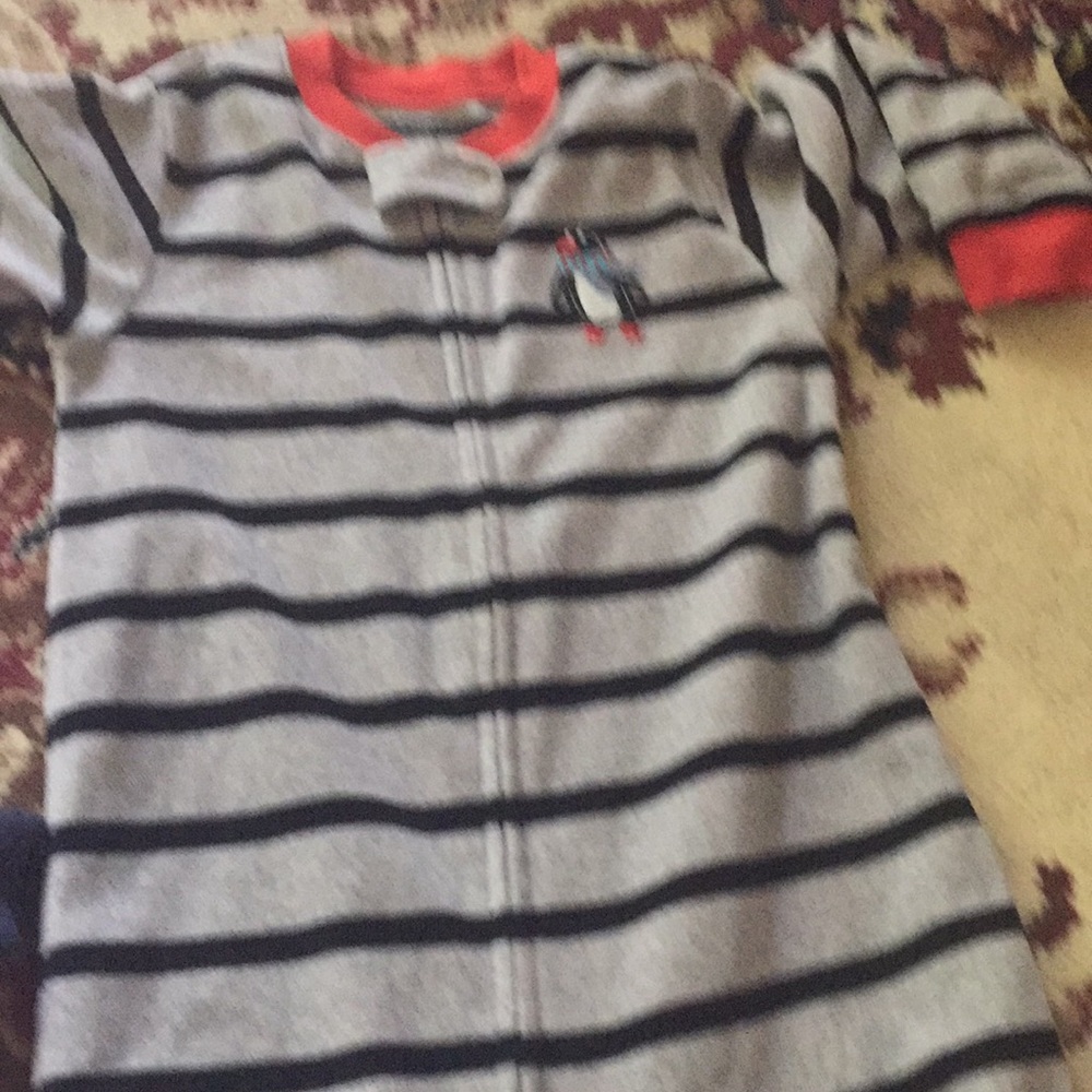 Footed pajamas 3 of them used in great condition