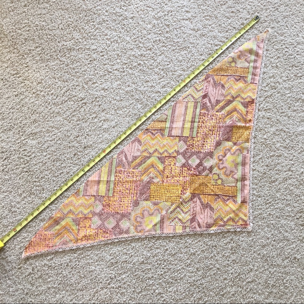 Large Vintage 70s Patchwork Pattern Bandanna - image 3