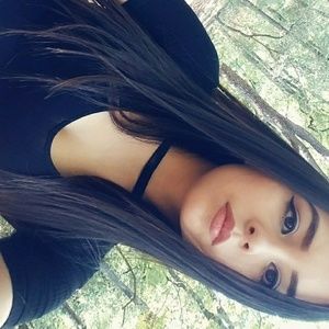 Meet your Posher, Mayra