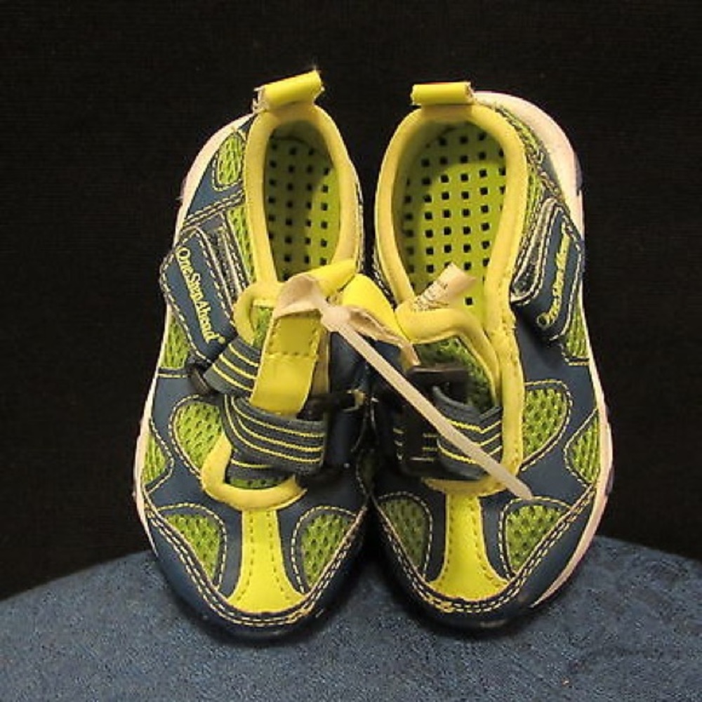 One Step Ahead Kids Amphibious Land/Water Shoes -6