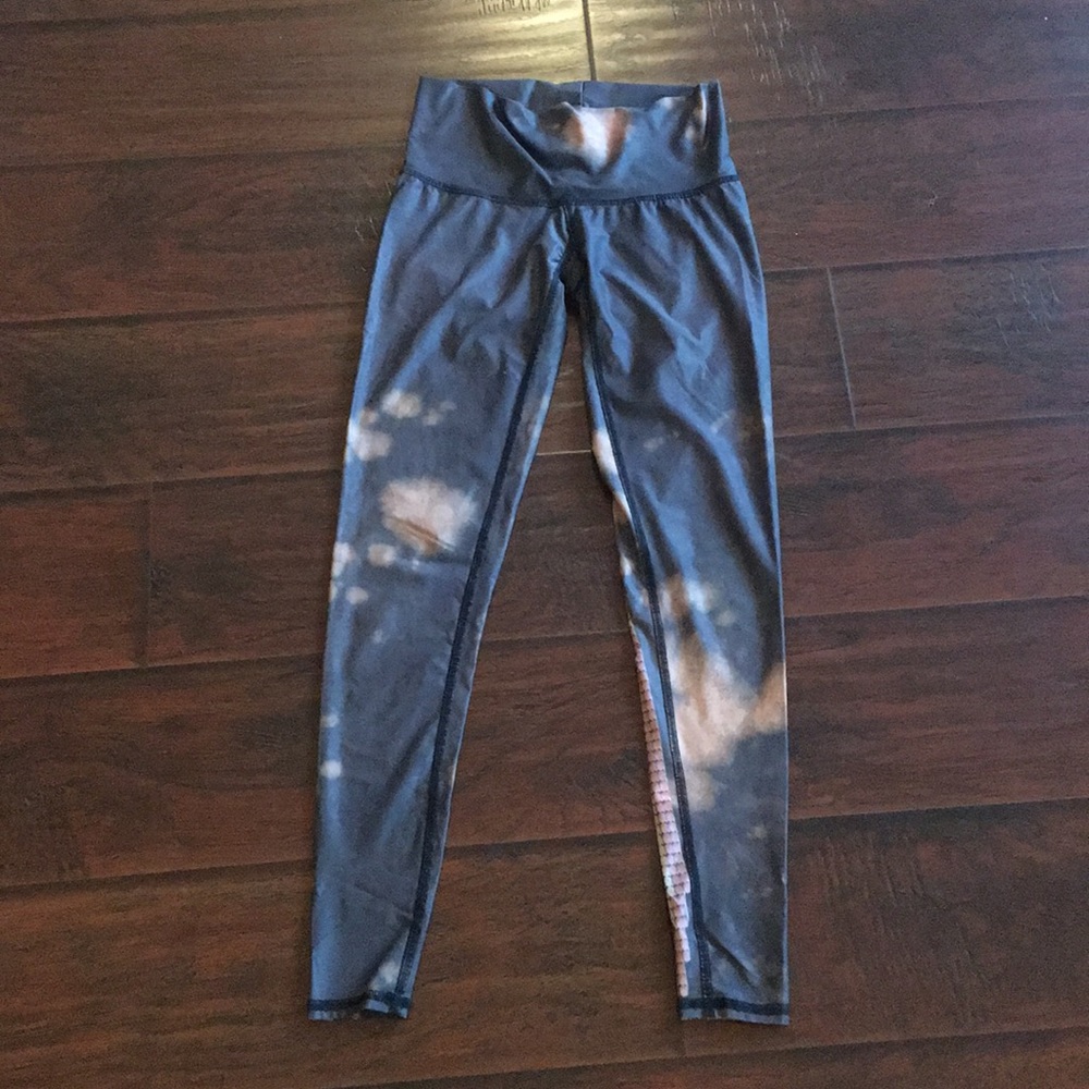 Teeki yoga pants