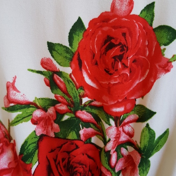 Ivory Floral Midi Dress - Picture 4 of 6