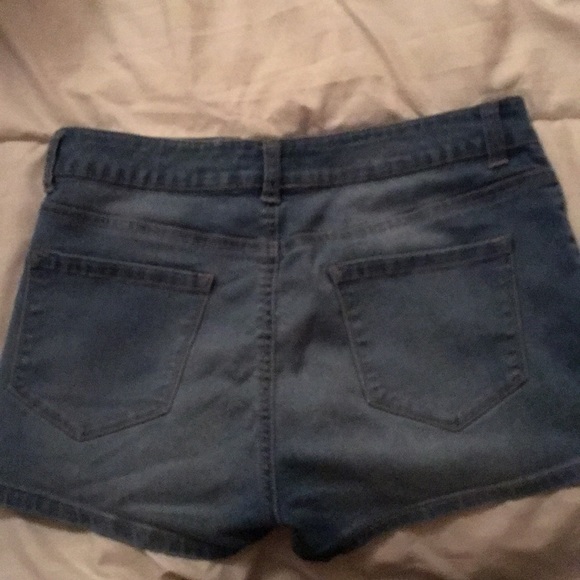 SO Denim Shorts excellent condition size 11 - Picture 3 of 4