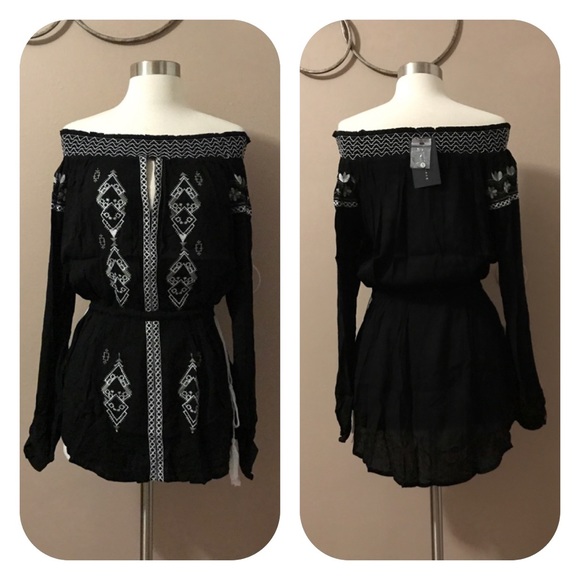 Black and White Embroidered Tunic Top - Picture 4 of 4
