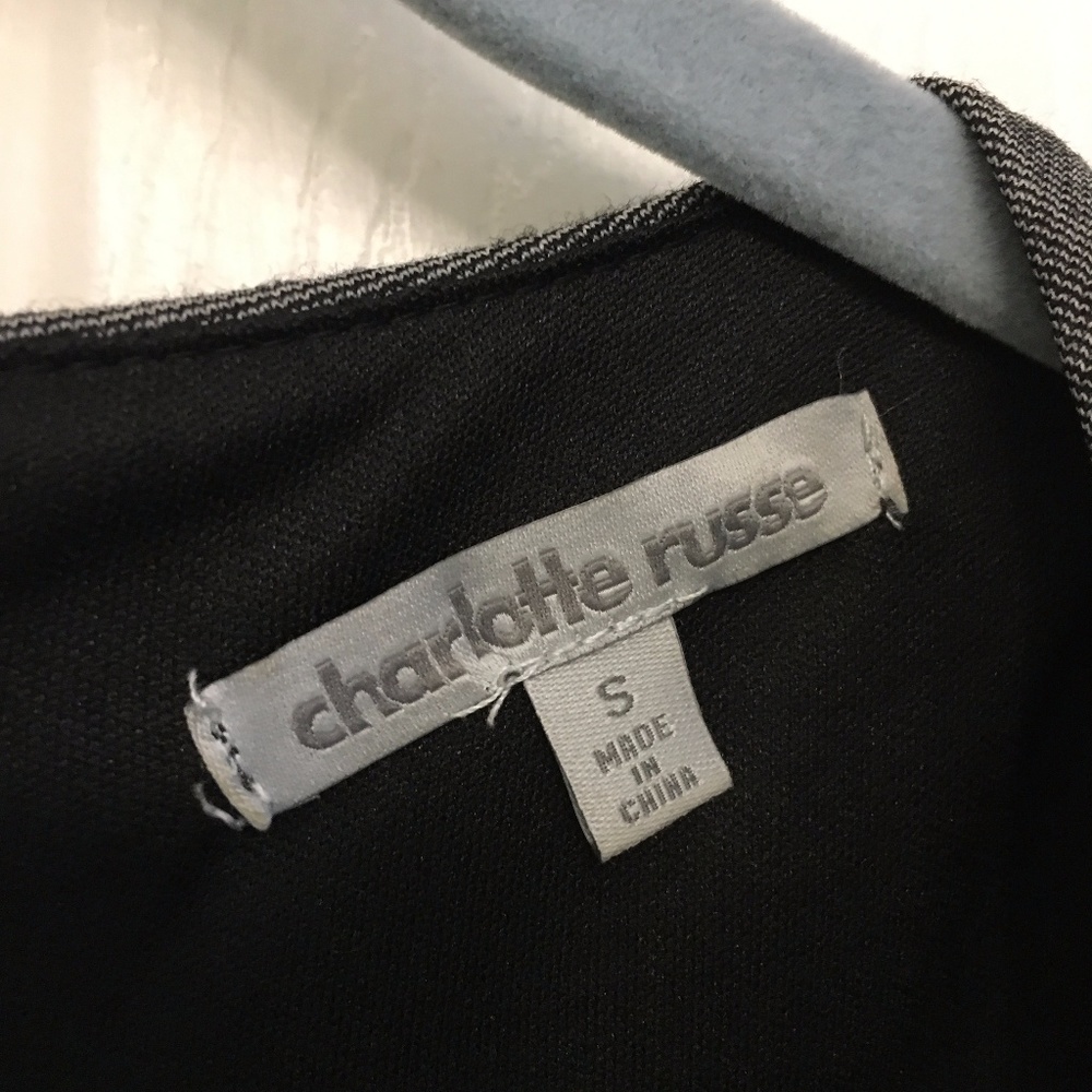Women's Charlotte Russe Dress with Bow Size S o - Picture 9 of 9