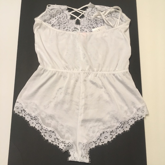 VS Lace Bridal Romper- Restocked - Picture 4 of 4