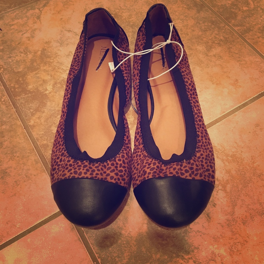 NWOT Cheetah Print ballet flats!!! 💝