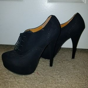 ⤵🍁Laced-Up Heeled Ankle Booties