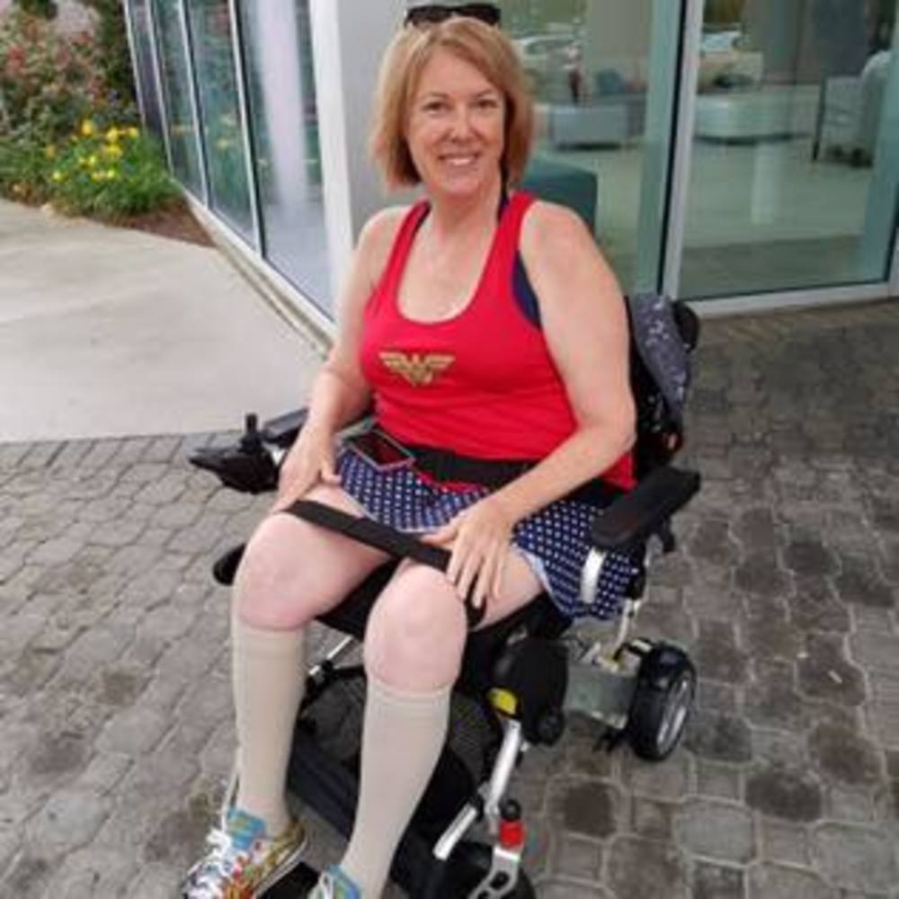 Meet your Posher, Heather ... adaptive surfer
