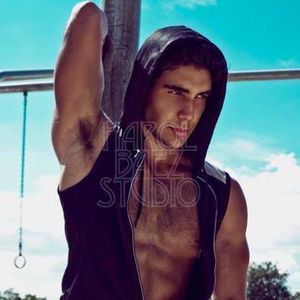 Meet your Posher, Daniel