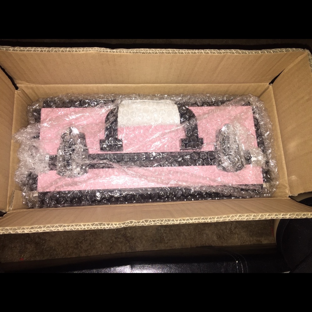 🎉SOLD🎉 Makeup case - Picture 2 of 2